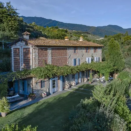 Casale Pinoni Lucca