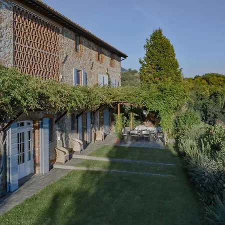 Casale Pinoni Villa Lucca