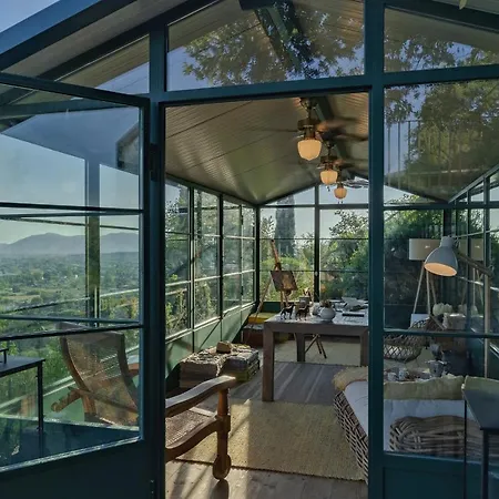 Villa Casale Pinoni *
